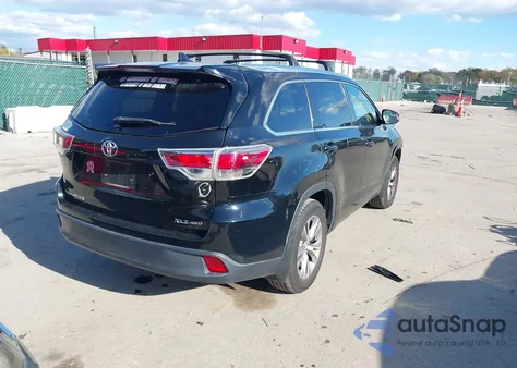 2015 Toyota Highlander Xle V6 z USA, uszkodzony, nr VIN 5TDJKRFH9FS152669